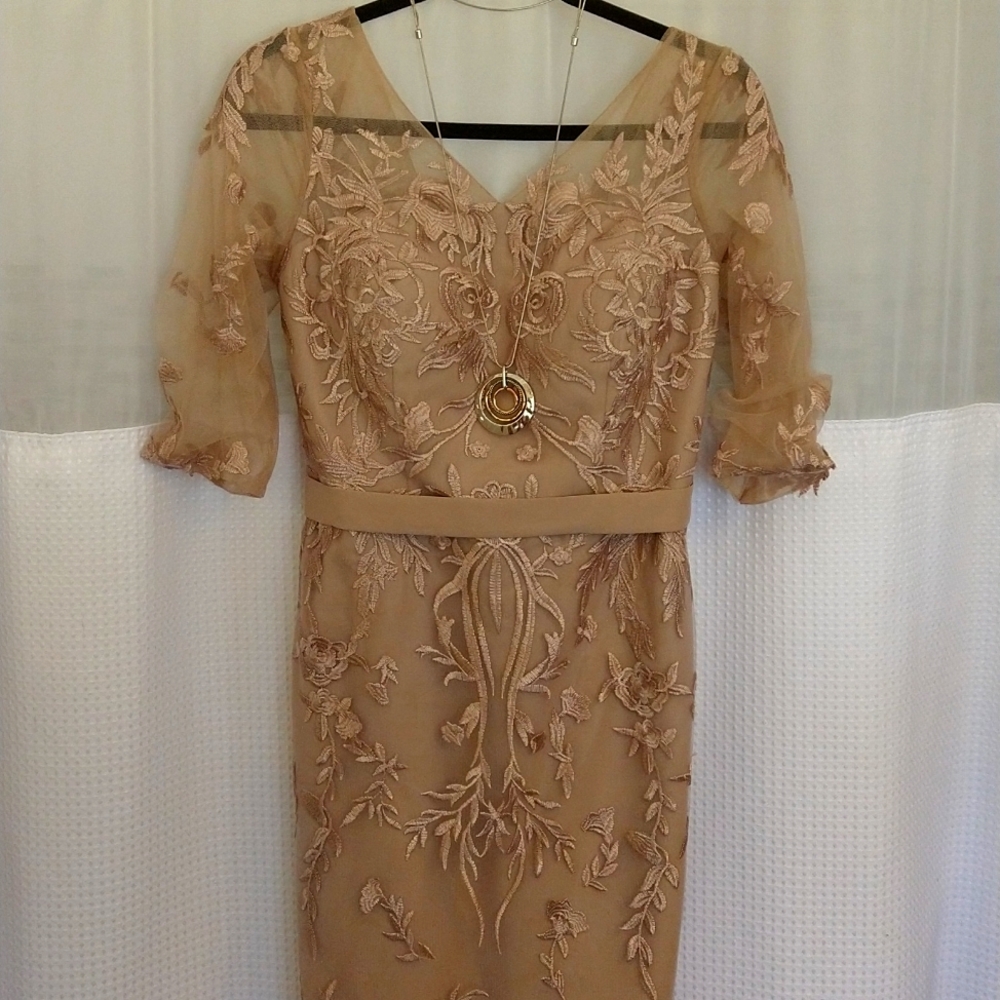 Elegant lace dress for weddings or special occasions